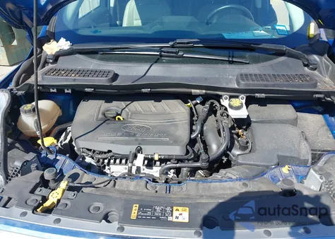 2017 Ford Escape Titanium из США, поврежденный, VIN 1FMCU9JD5HUB55814